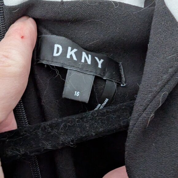 DKNY Size 16 Gorgeous Dress - Picture 2 of 4